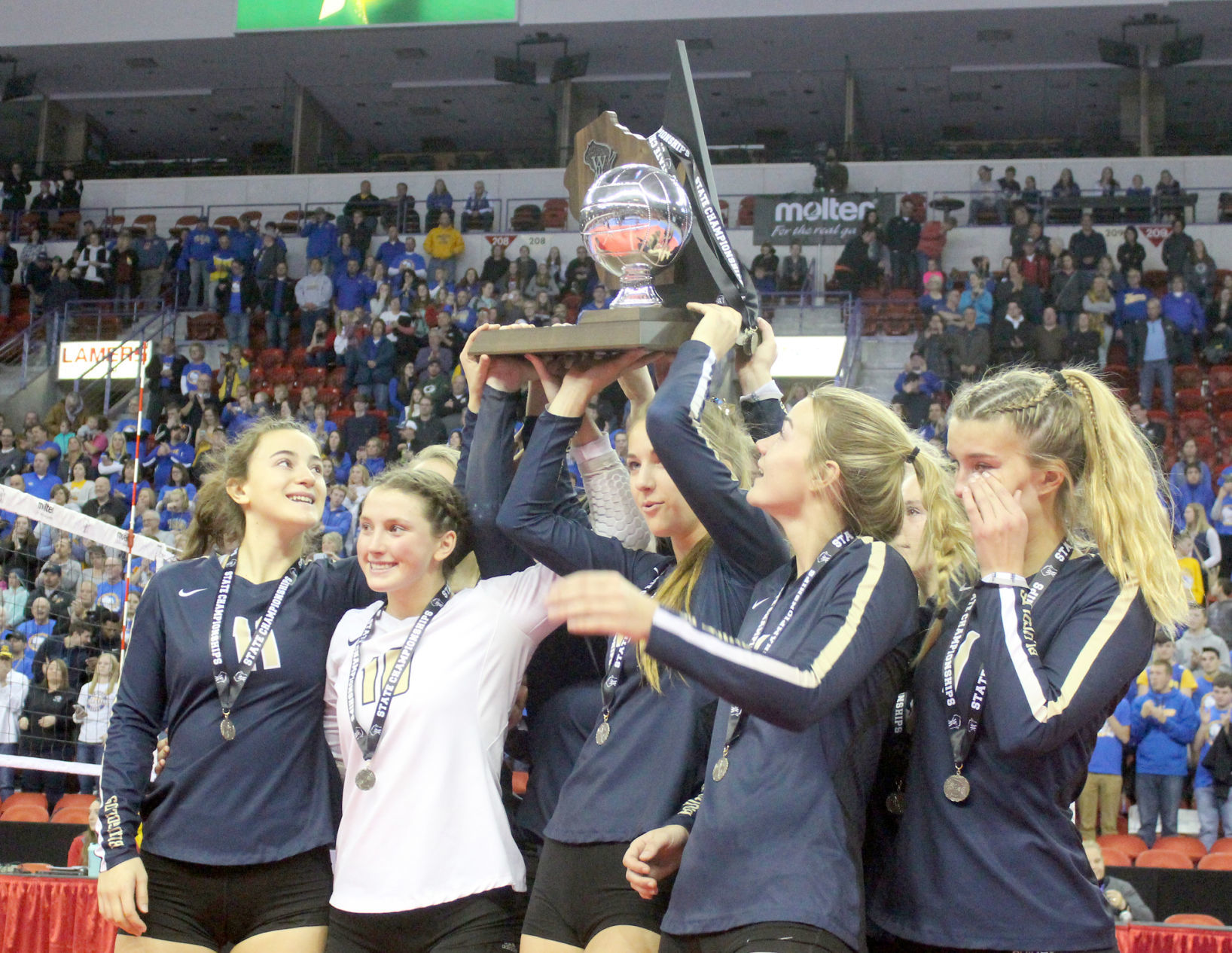 Nov. 9: La Crosse Aquinas vs. Howards Grove